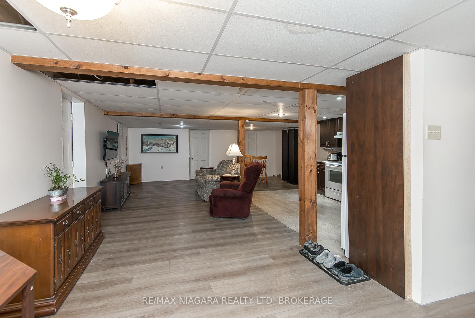 Photo 25 of 4530 Marshall Road, Niagara Falls, Lyons Creek — HOMEH