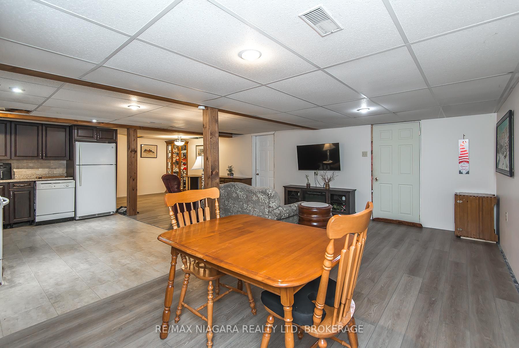 Photo 27 of 4530 Marshall Road, Niagara Falls, Lyons Creek — HOMEH