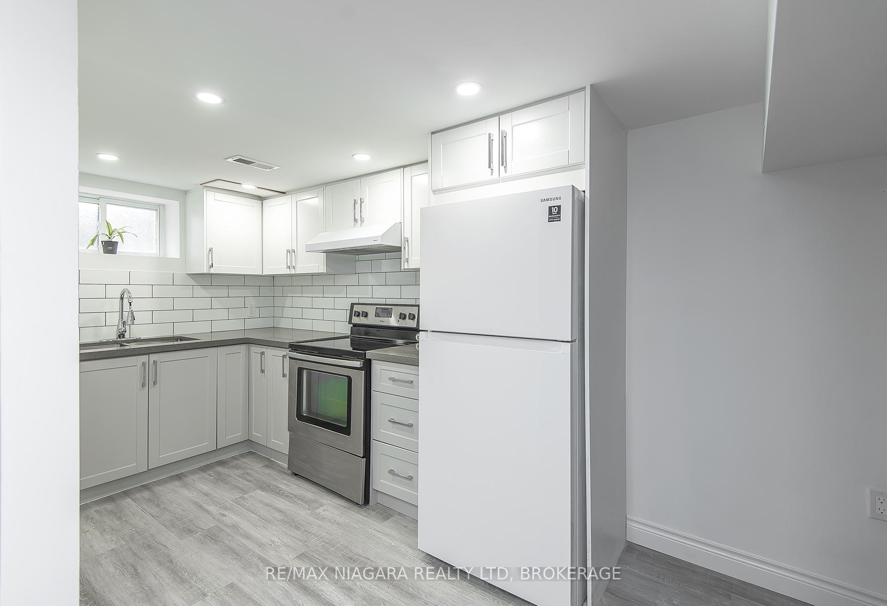 Photo 34 of 4607 Nelson Crescent, Niagara Falls, Downtown — HOMEH