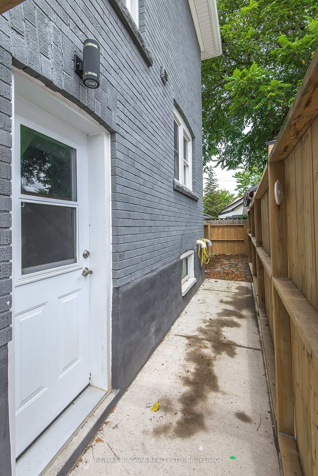 Photo 36 of 4607 Nelson Crescent, Niagara Falls, Downtown — HOMEH