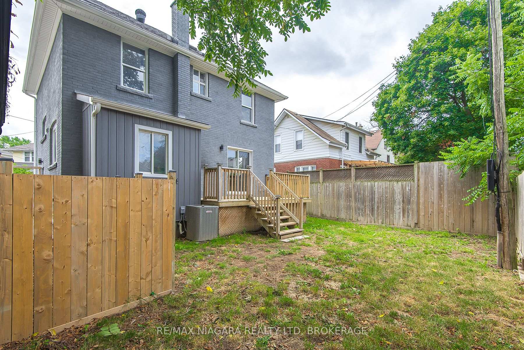 Photo 38 of 4607 Nelson Crescent, Niagara Falls, Downtown — HOMEH