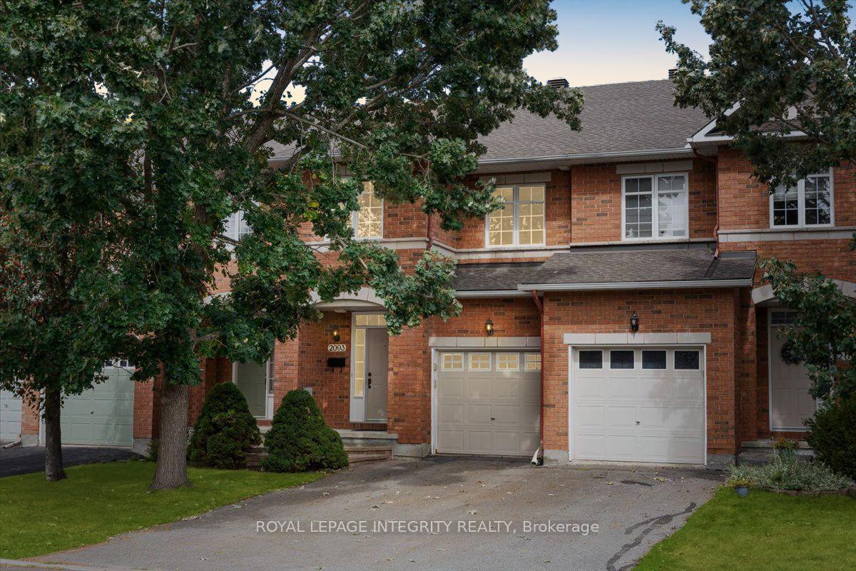 Front of 2093 Bergamot Circle