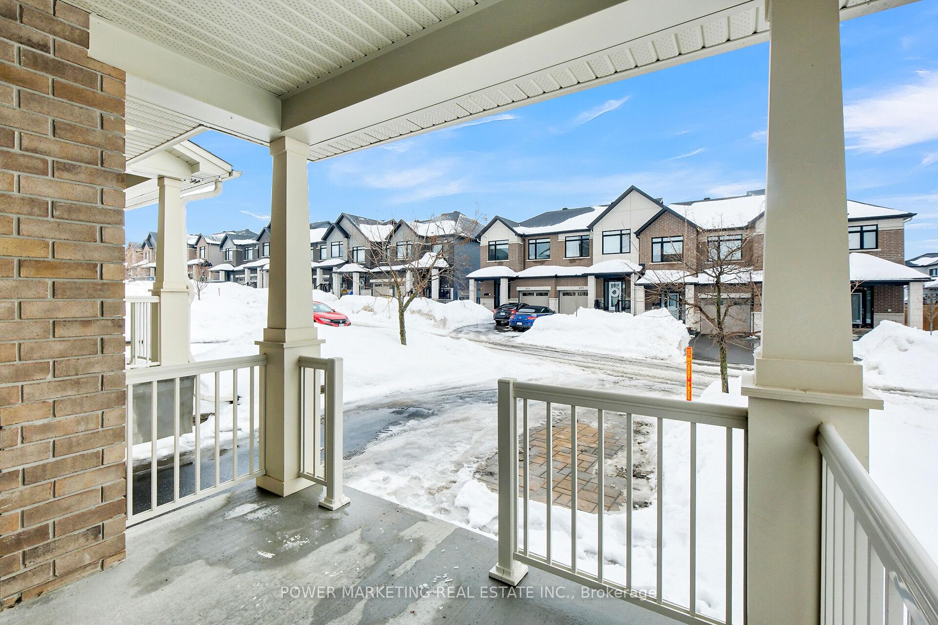 Photo 3 of 300 Broadbridge Crescent, Ottawa, Mer Bleue/Bradley Estates/Anderson Park — HOMEH