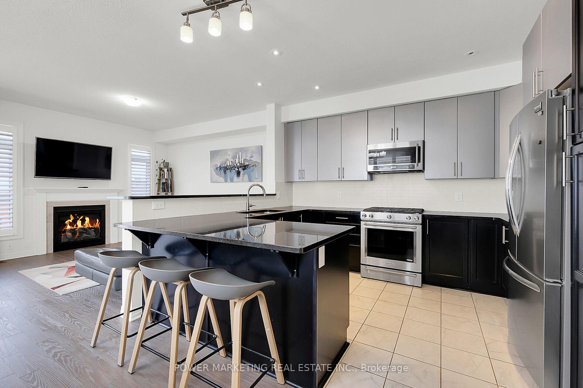 Photo 14 of 300 Broadbridge Crescent, Ottawa, Mer Bleue/Bradley Estates/Anderson Park — HOMEH