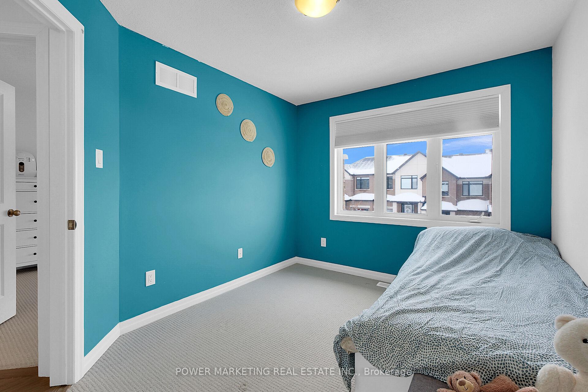 Photo 36 of 300 Broadbridge Crescent, Ottawa, Mer Bleue/Bradley Estates/Anderson Park — HOMEH