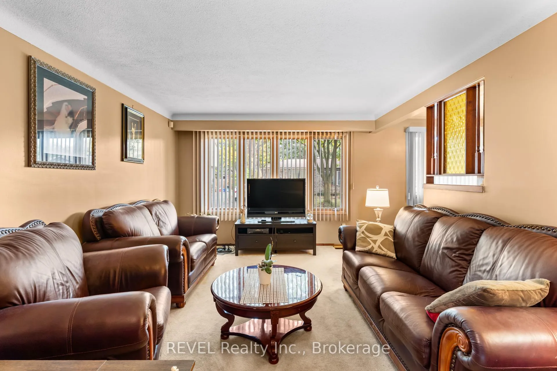 Photo 4 of 6256 Johnson Drive, Niagara Falls, Church's Lane — HOMEH