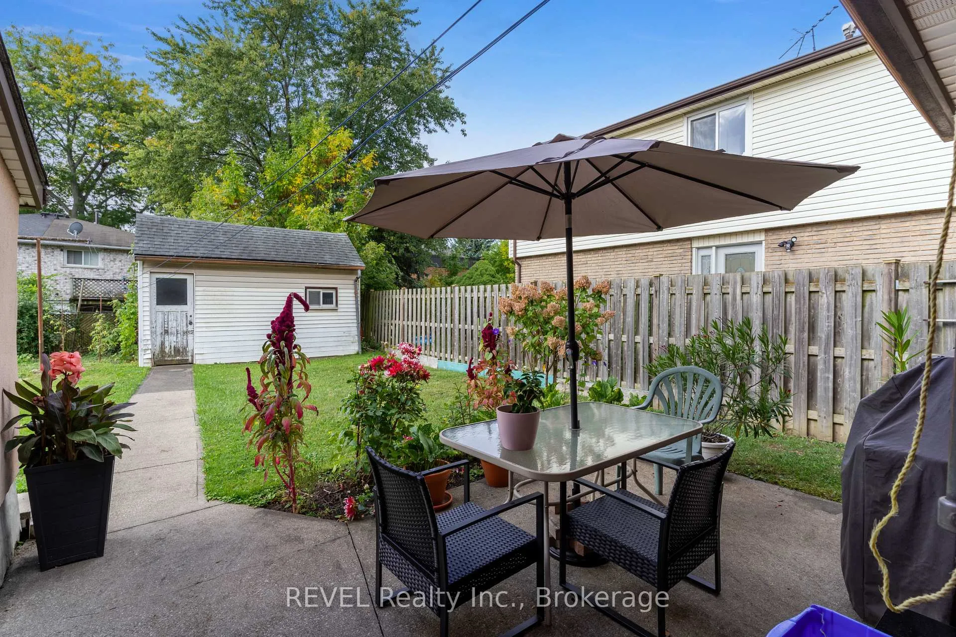 Photo 23 of 6256 Johnson Drive, Niagara Falls, Church's Lane — HOMEH
