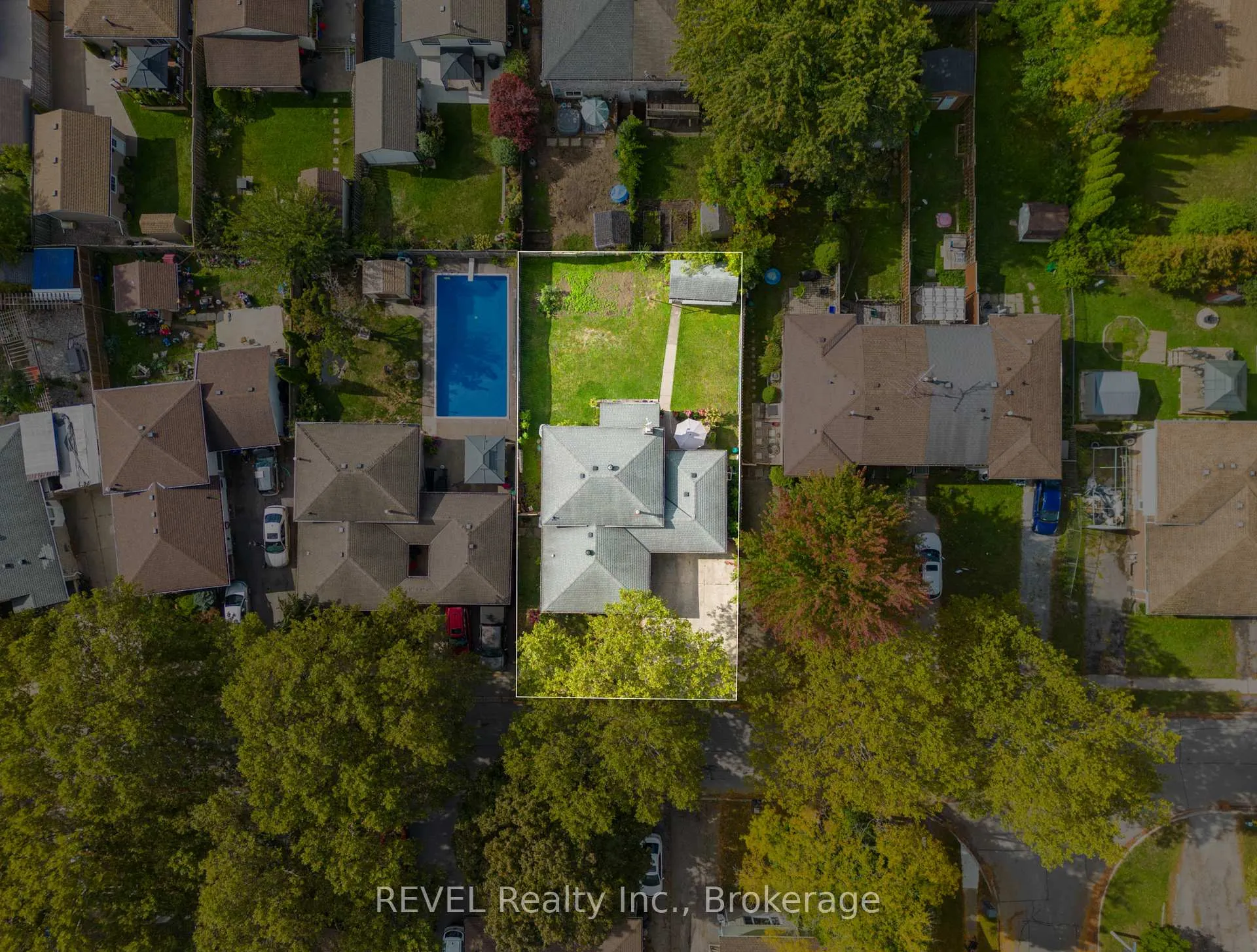Photo 27 of 6256 Johnson Drive, Niagara Falls, Church's Lane — HOMEH