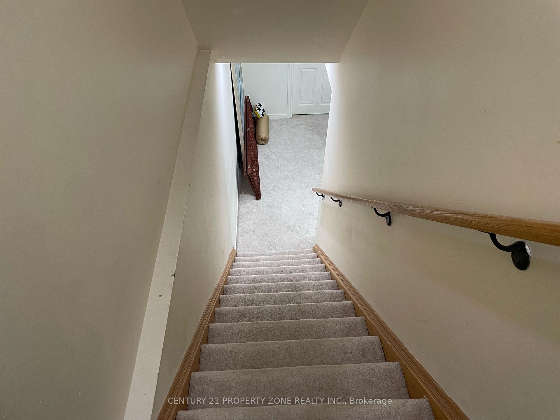 Photo 2 of 504 Downes Jackson Heights, Milton, Harrison — HOMEH