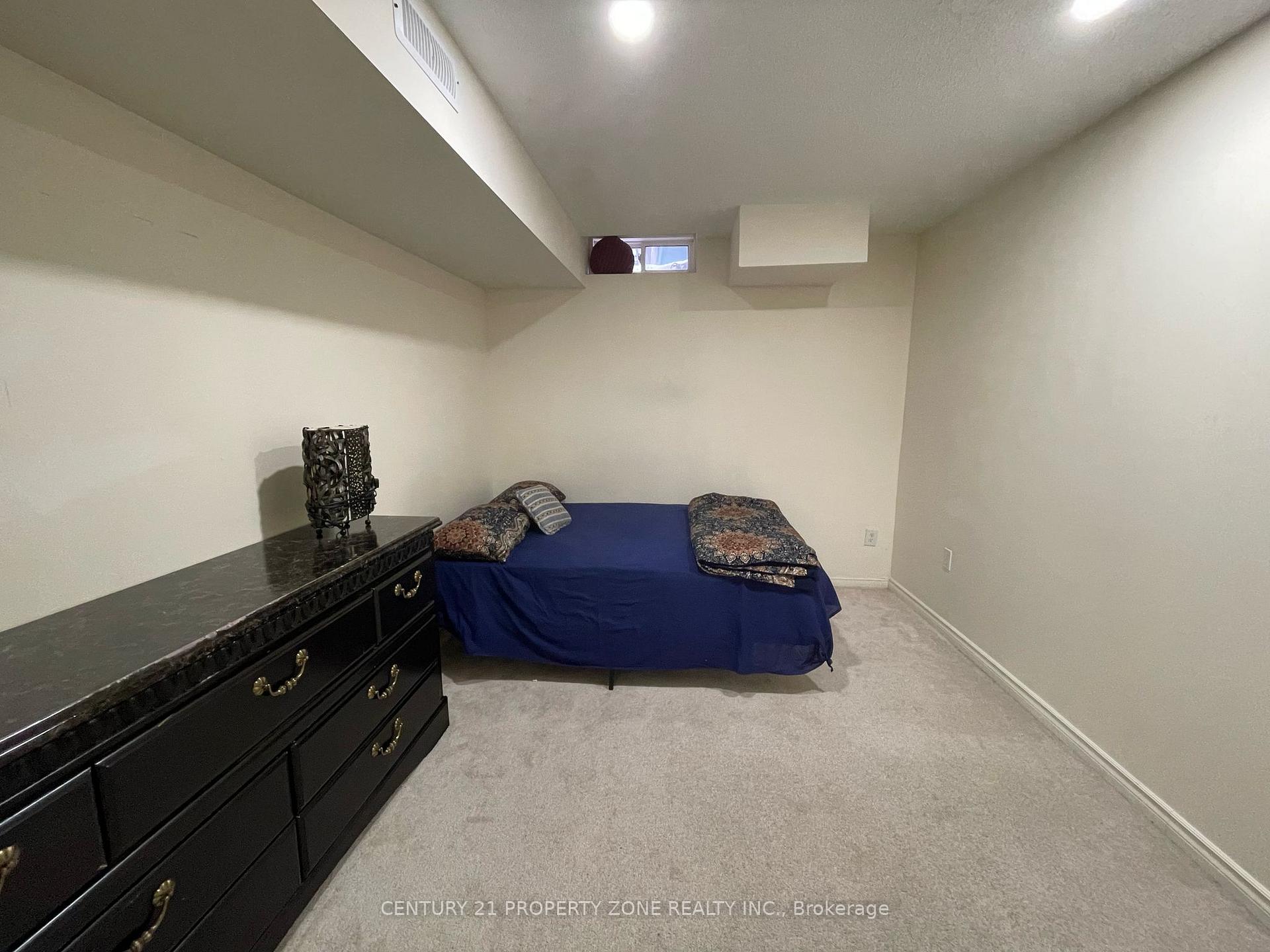 Photo 9 of 504 Downes Jackson Heights, Milton, Harrison — HOMEH