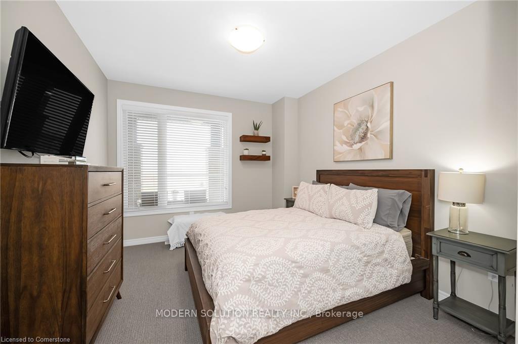 Photo 12 of 88 Summersides Boulevard, Pelham, Fonthill — HOMEH