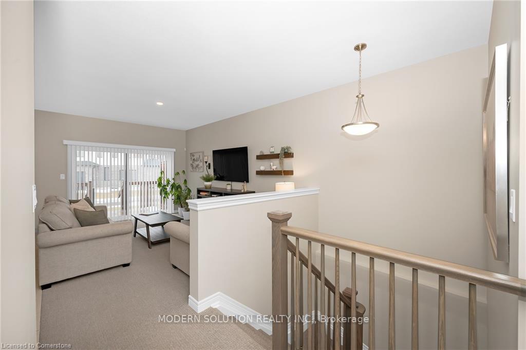 Photo 17 of 88 Summersides Boulevard, Pelham, Fonthill — HOMEH