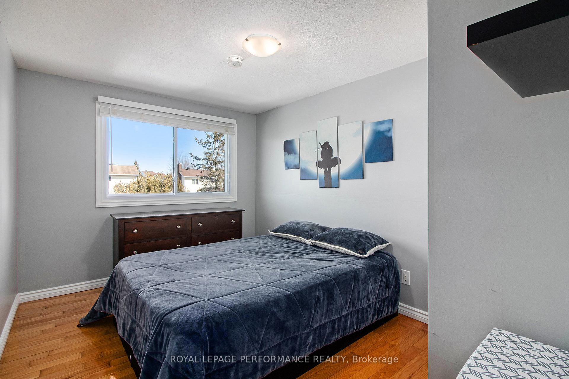 Photo 17 of 6329 Paddler Way, Ottawa, Hiawatha Park/Convent Glen — HOMEH