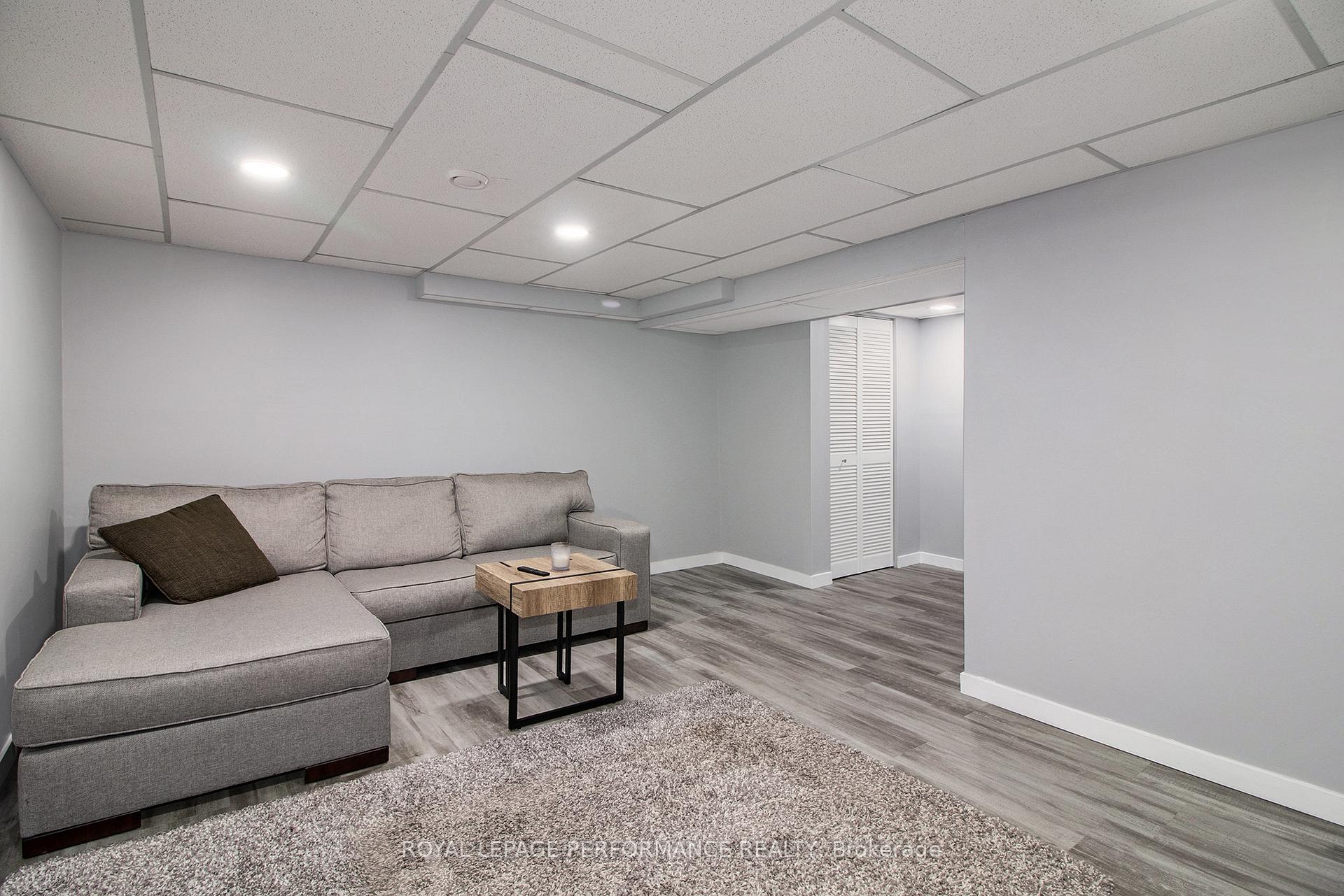 Photo 22 of 6329 Paddler Way, Ottawa, Hiawatha Park/Convent Glen — HOMEH