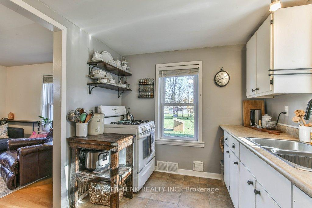 Photo 10 of 8 George Street, Norfolk, Langton — HOMEH