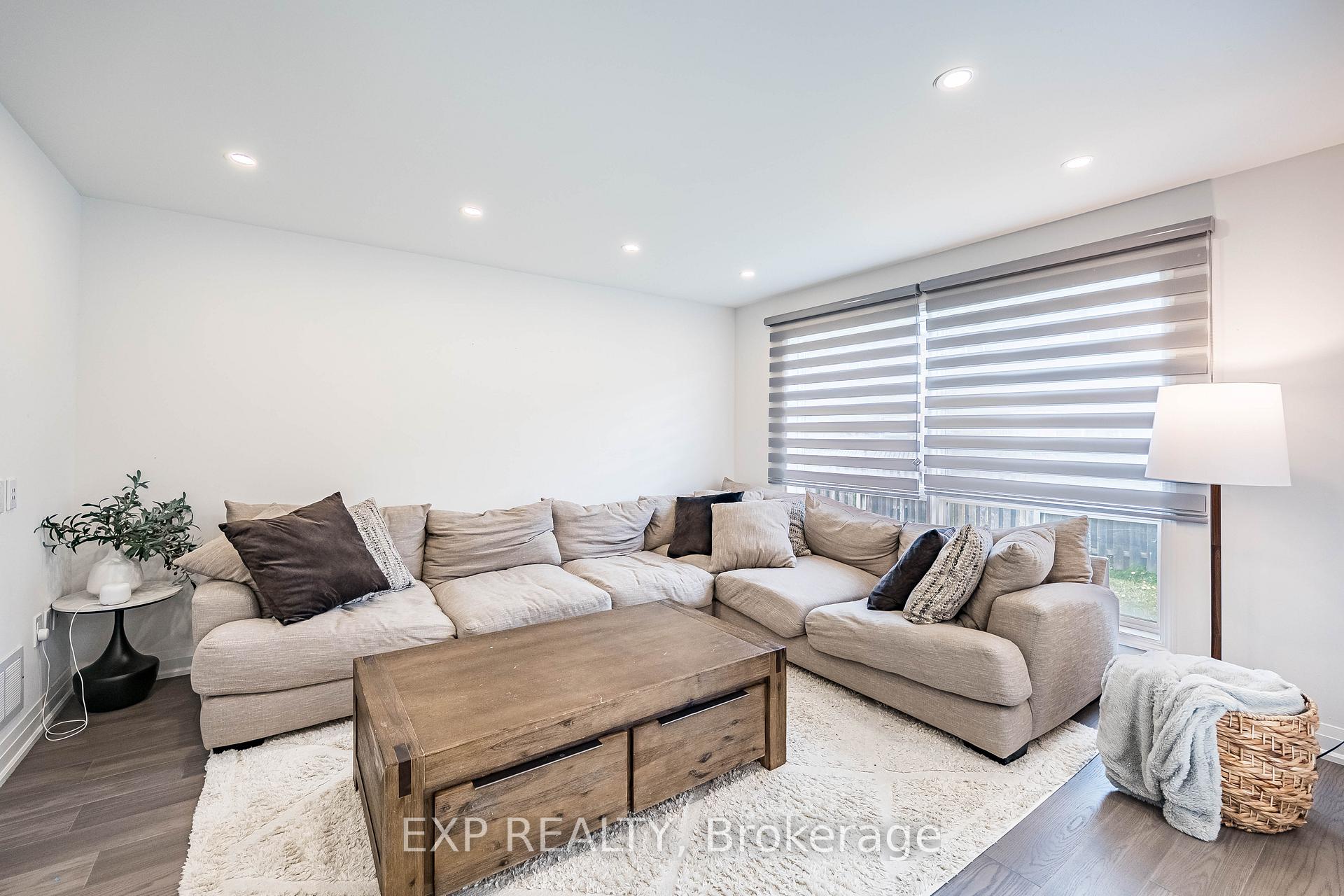 Photo 7 of 1116 Barr Crescent, Milton, Beaty — HOMEH