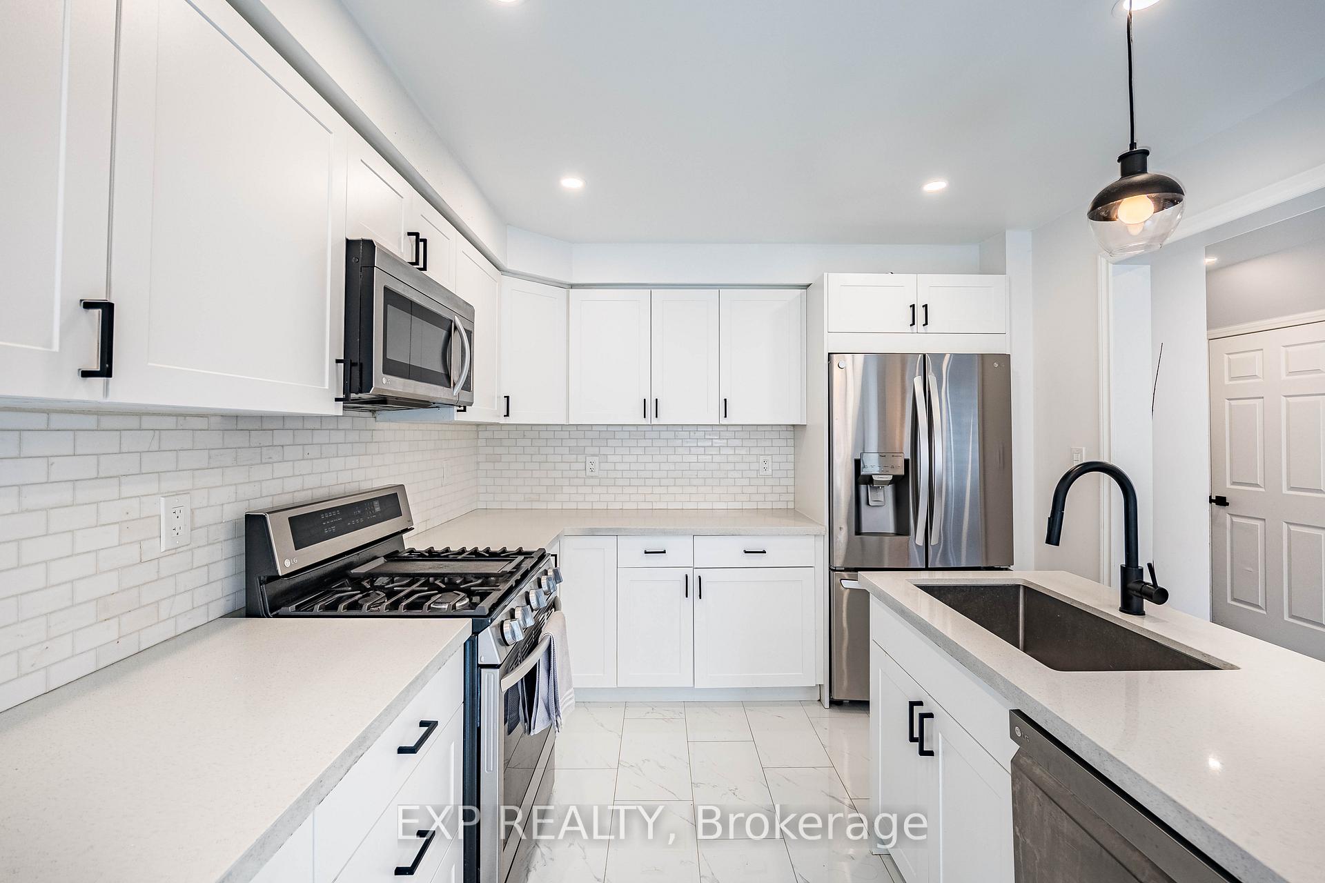 Photo 11 of 1116 Barr Crescent, Milton, Beaty — HOMEH