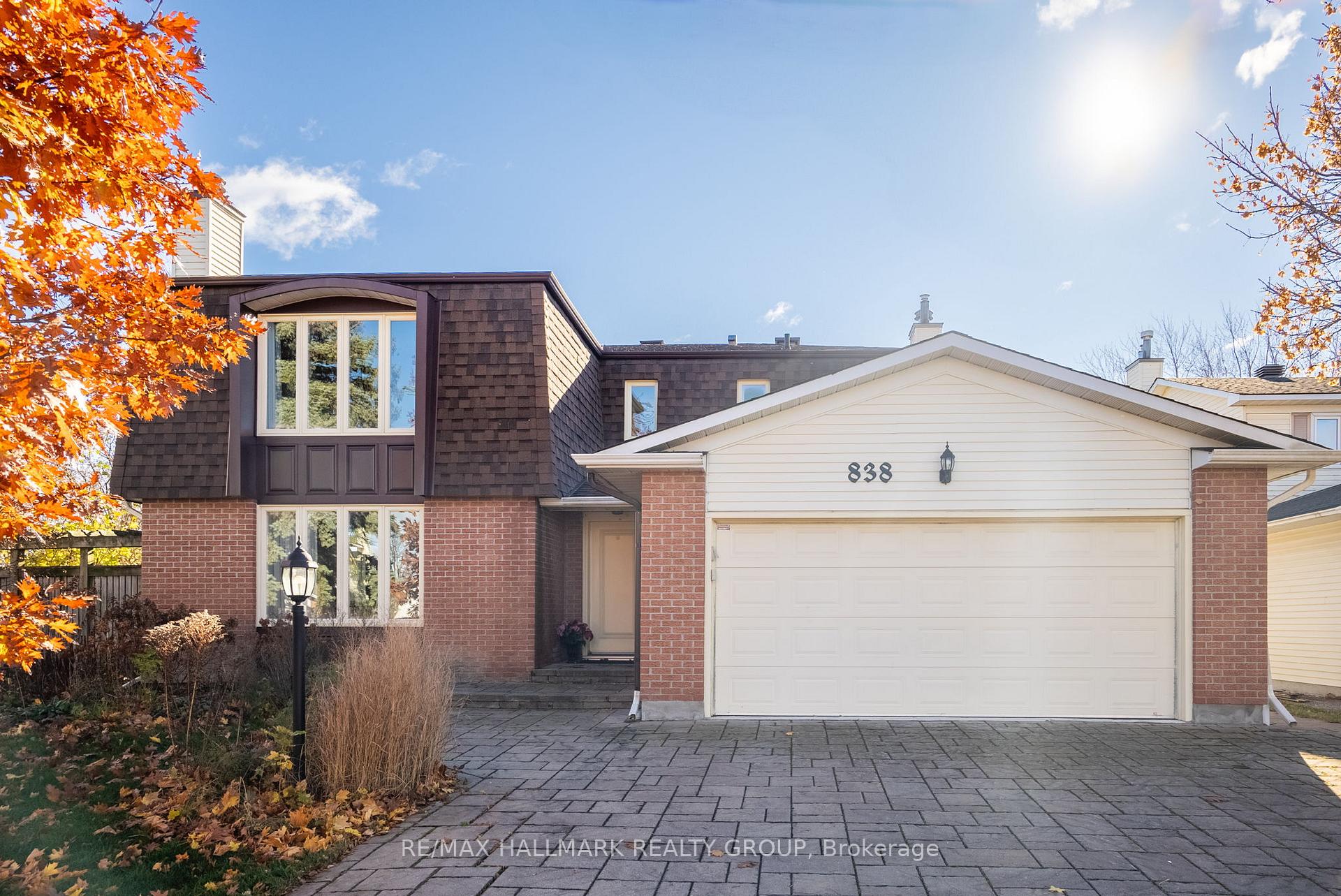 Photo 3 of 838 Explorer Lane, Ottawa, Convent Glen — HOMEH