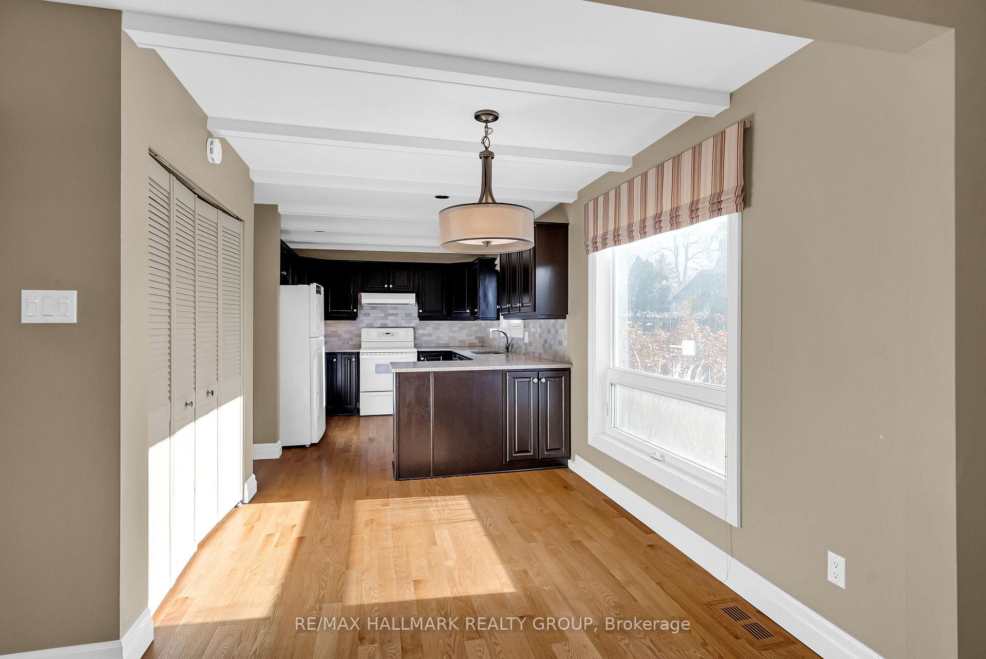 Photo 15 of 838 Explorer Lane, Ottawa, Convent Glen — HOMEH