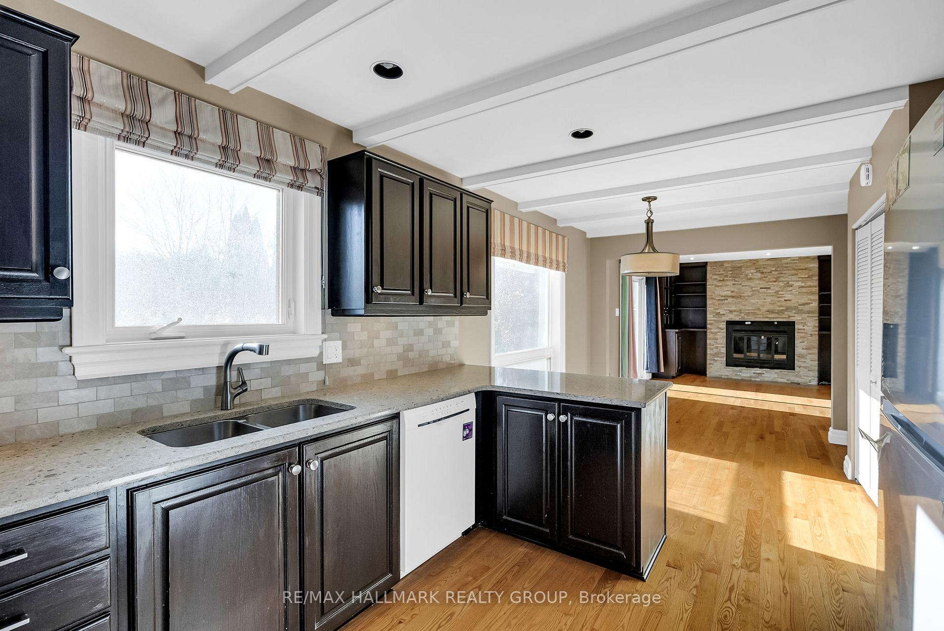 Photo 17 of 838 Explorer Lane, Ottawa, Convent Glen — HOMEH