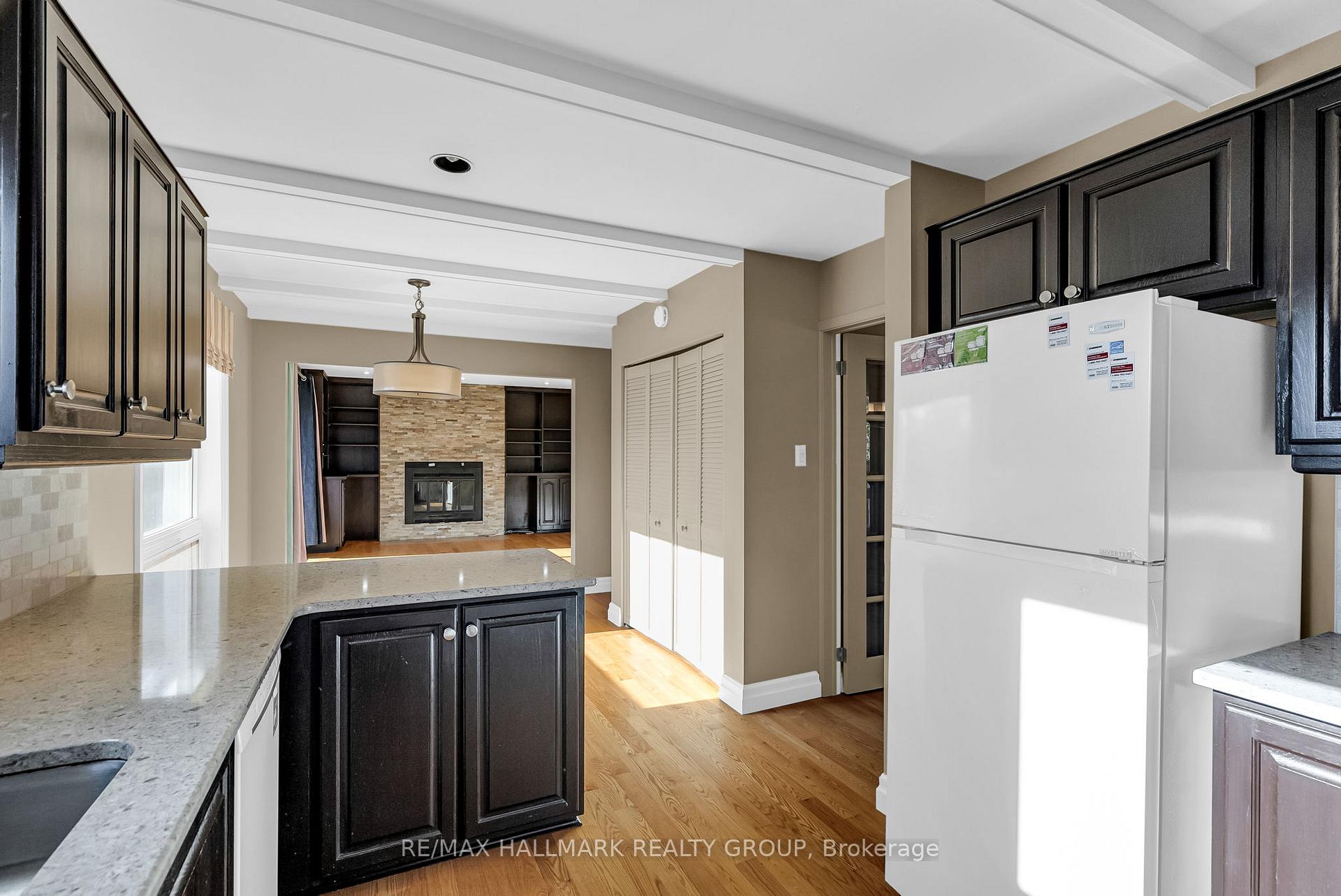 Photo 18 of 838 Explorer Lane, Ottawa, Convent Glen — HOMEH