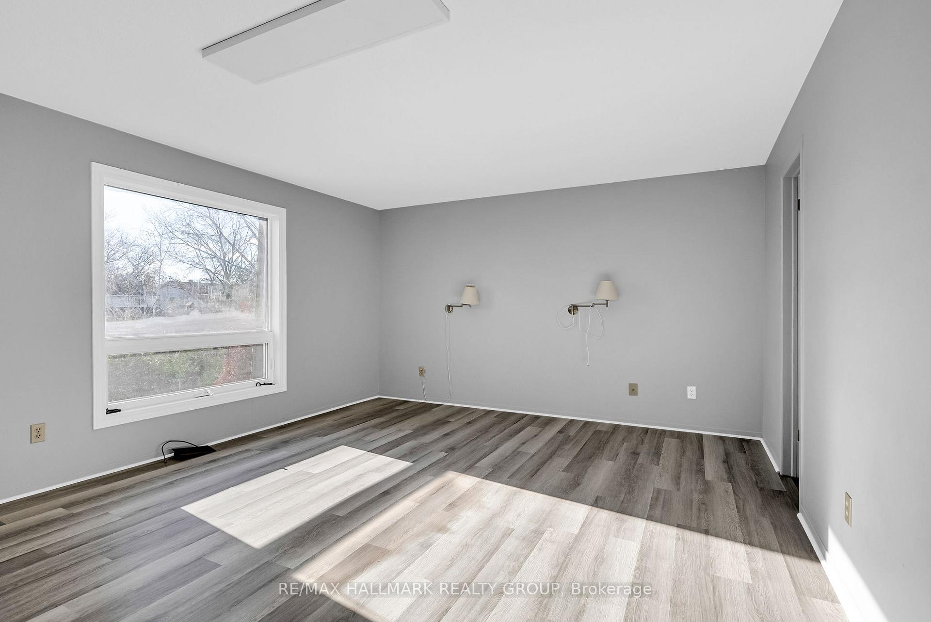 Photo 26 of 838 Explorer Lane, Ottawa, Convent Glen — HOMEH