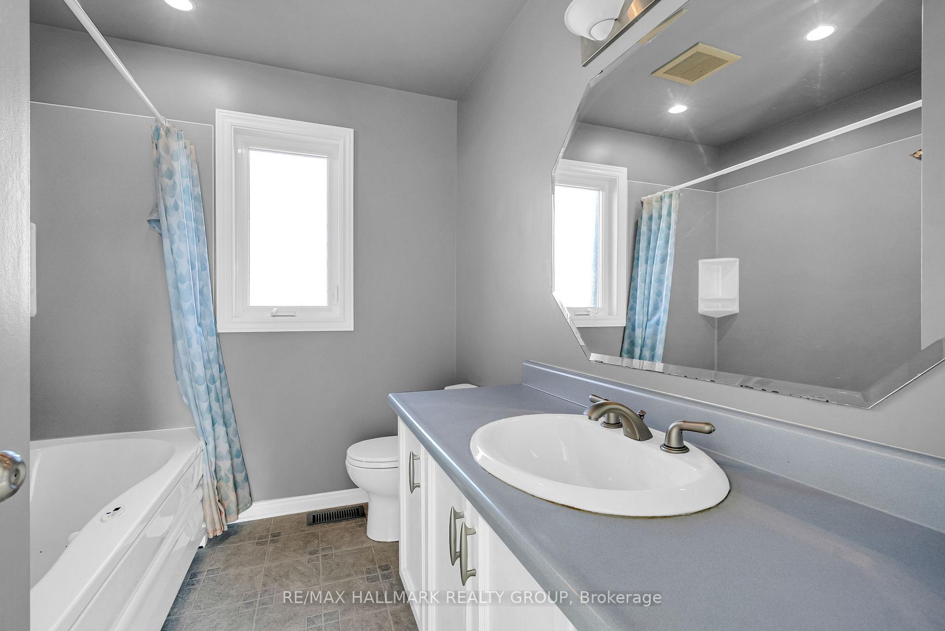 Photo 29 of 838 Explorer Lane, Ottawa, Convent Glen — HOMEH