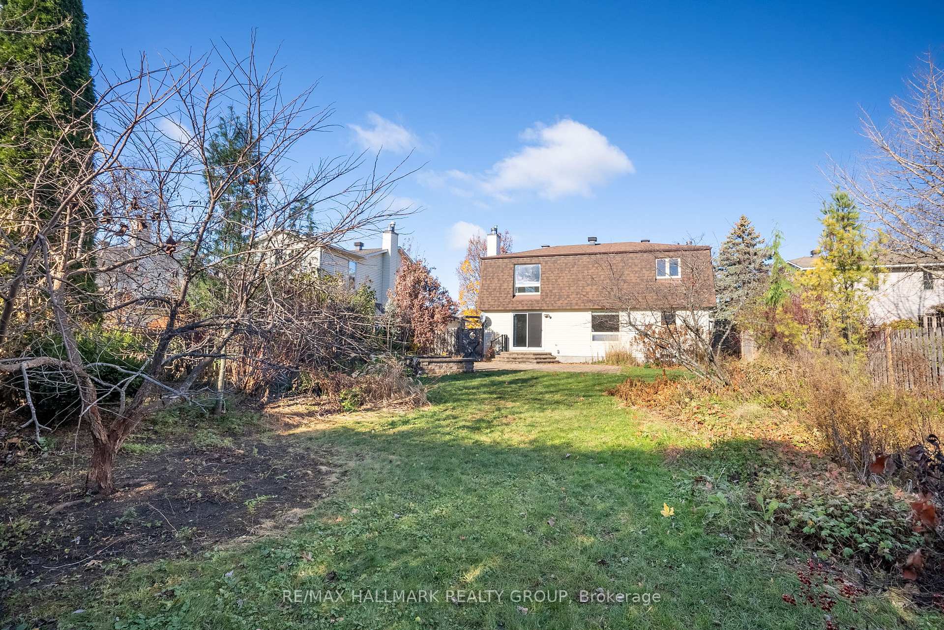 Photo 45 of 838 Explorer Lane, Ottawa, Convent Glen — HOMEH
