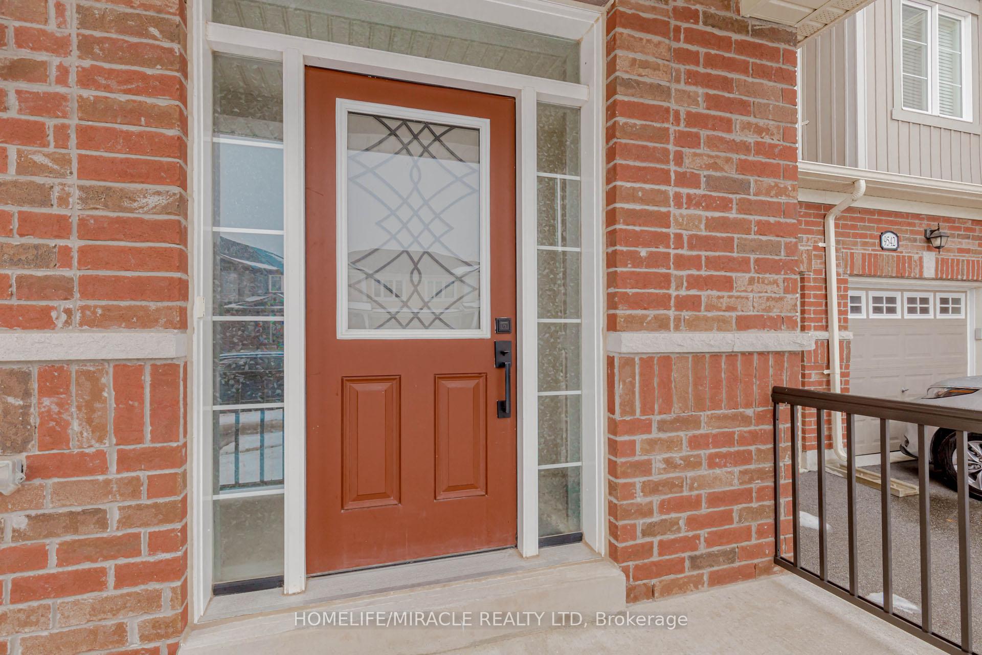 Photo 3 of 9538 Tallgrass Avenue, Niagara Falls, Lyons Creek — HOMEH