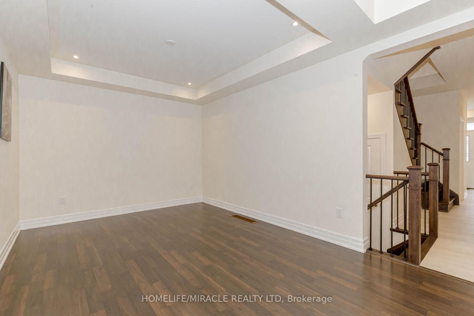 Photo 8 of 9538 Tallgrass Avenue, Niagara Falls, Lyons Creek — HOMEH