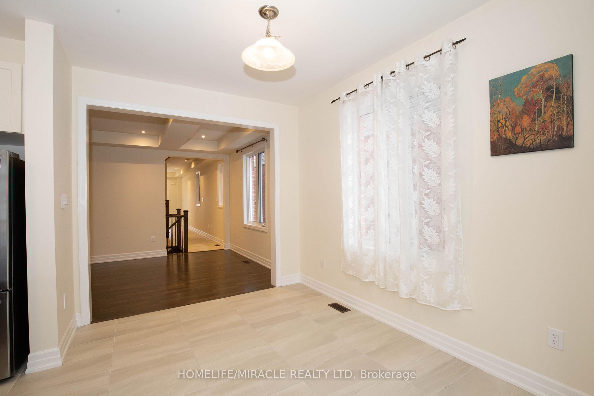Photo 12 of 9538 Tallgrass Avenue, Niagara Falls, Lyons Creek — HOMEH