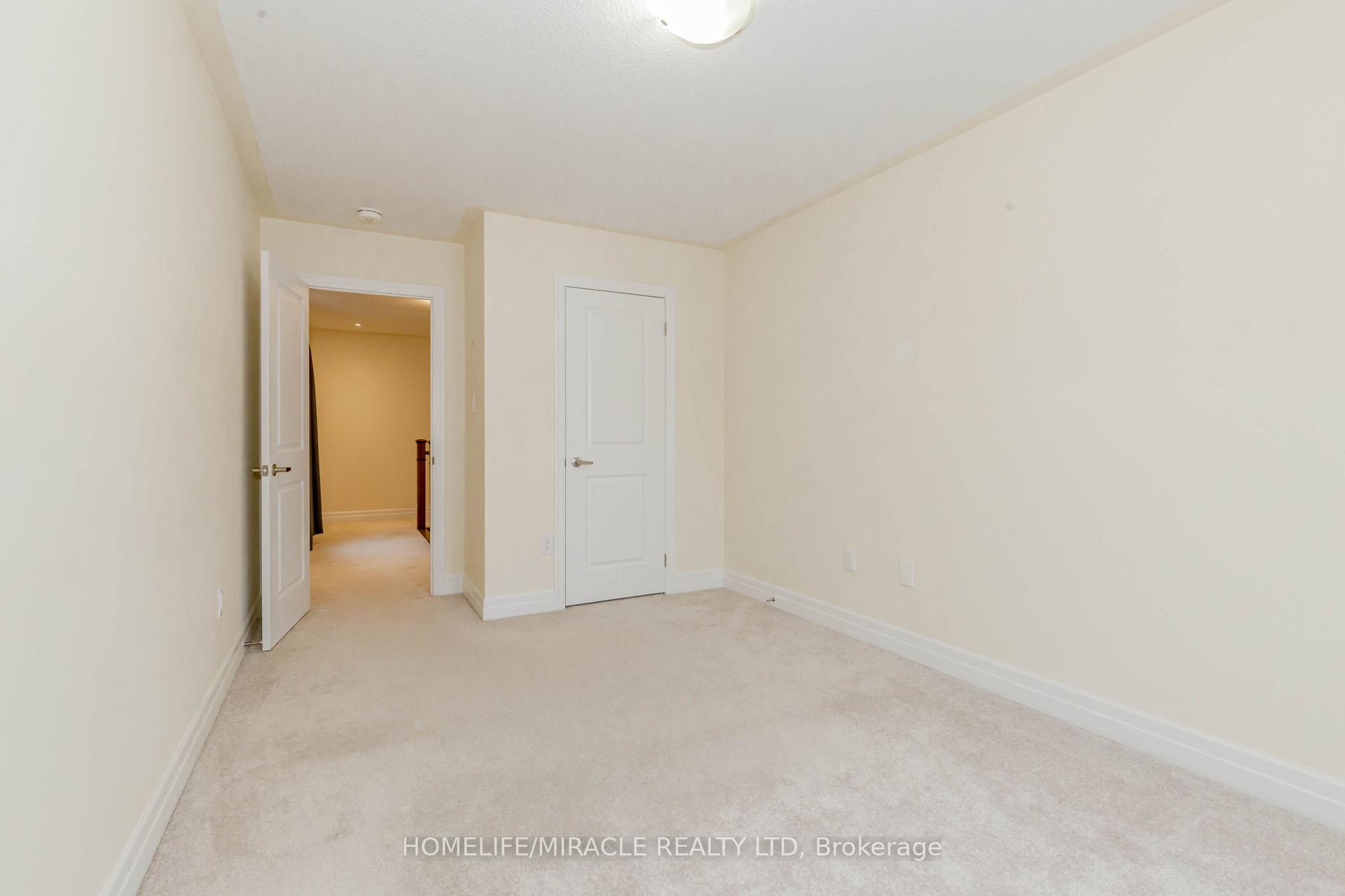 Photo 30 of 9538 Tallgrass Avenue, Niagara Falls, Lyons Creek — HOMEH