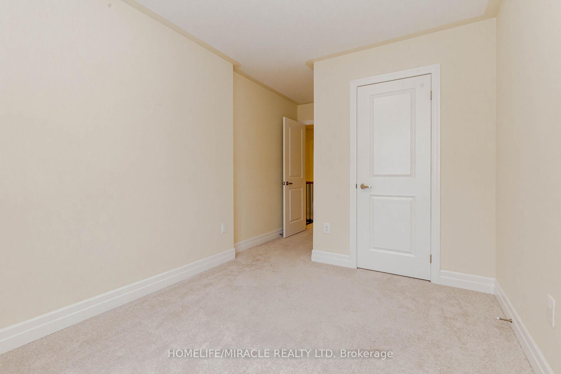 Photo 31 of 9538 Tallgrass Avenue, Niagara Falls, Lyons Creek — HOMEH