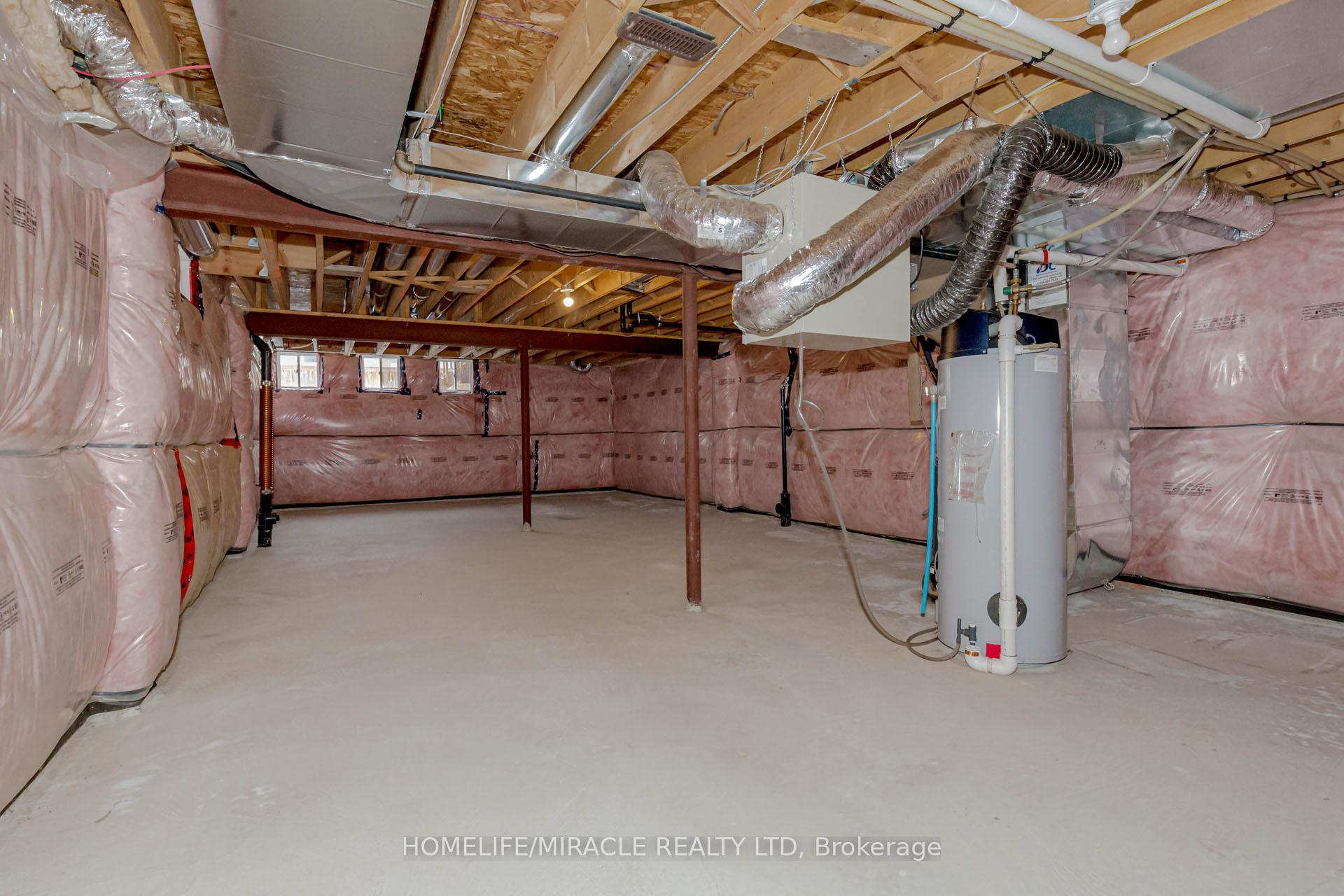 Photo 38 of 9538 Tallgrass Avenue, Niagara Falls, Lyons Creek — HOMEH