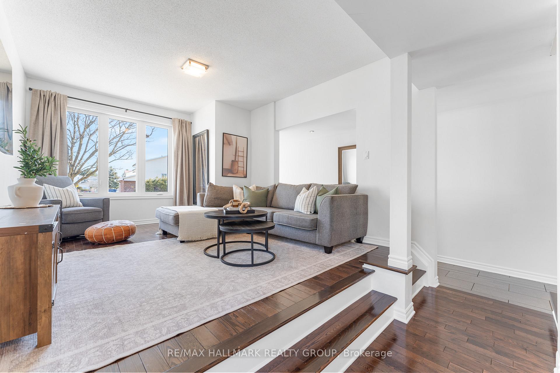 Photo 4 of 1457 Kamouraska Circle, Ottawa, Chateauneuf — HOMEH