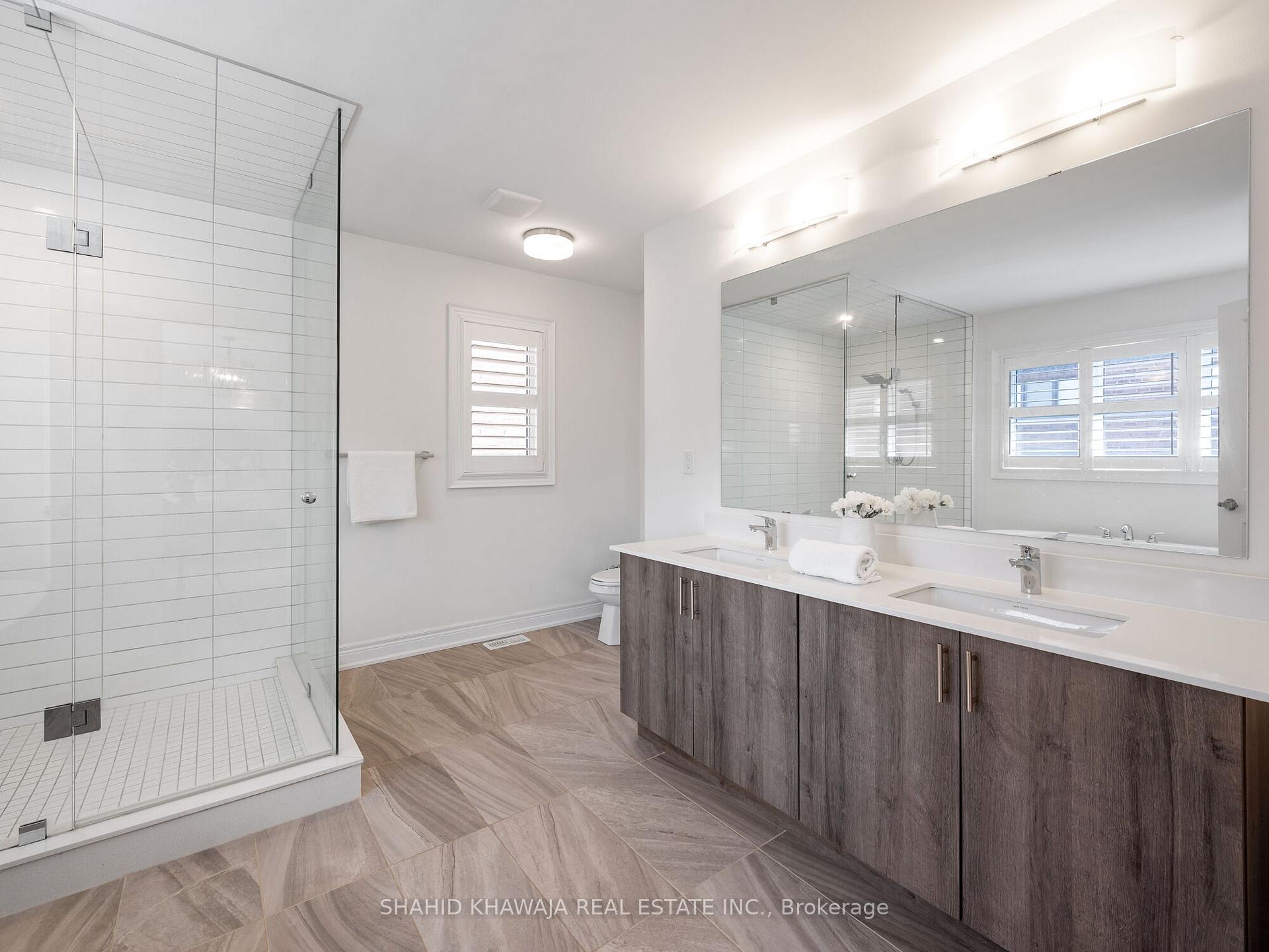 Photo 13 of 1328 Clarriage Court, Milton, Ford — HOMEH