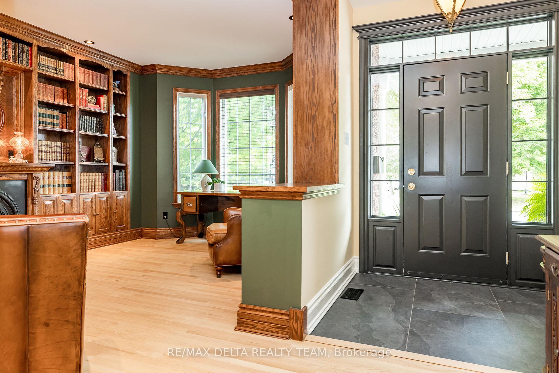 Photo 15 of 1779 Heatherstone Crescent, Ottawa, Springridge/East Village — HOMEH