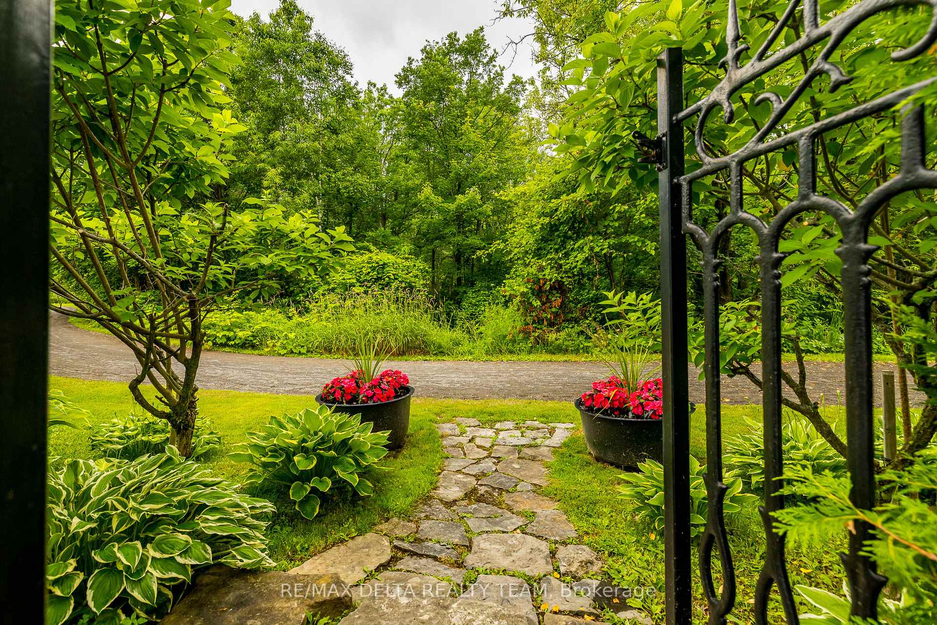 Photo 45 of 1779 Heatherstone Crescent, Ottawa, Springridge/East Village — HOMEH