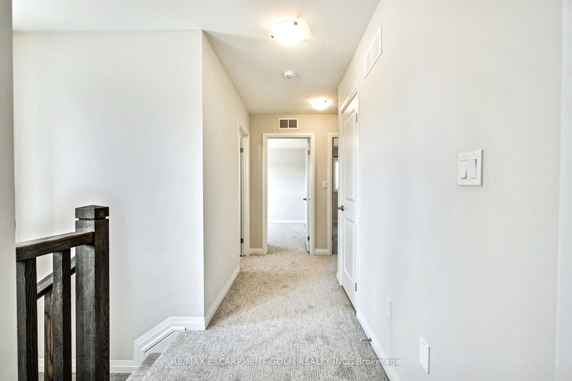 Photo 18 of 7300 Marvel Drive, Niagara Falls, Brown — HOMEH