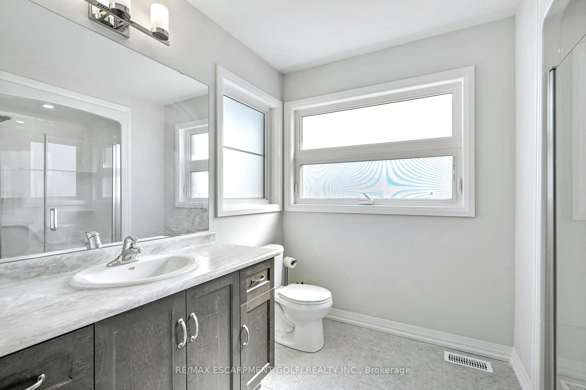 Photo 21 of 7300 Marvel Drive, Niagara Falls, Brown — HOMEH