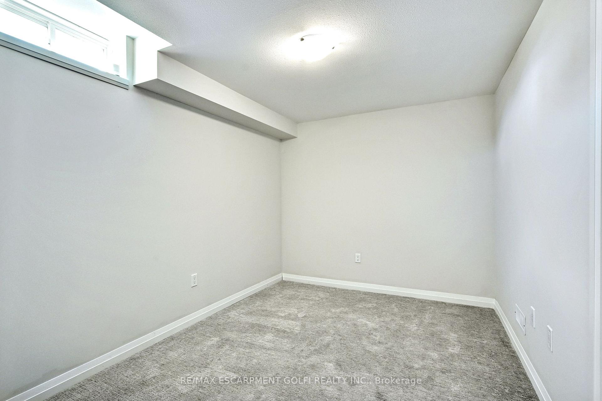 Photo 34 of 7300 Marvel Drive, Niagara Falls, Brown — HOMEH
