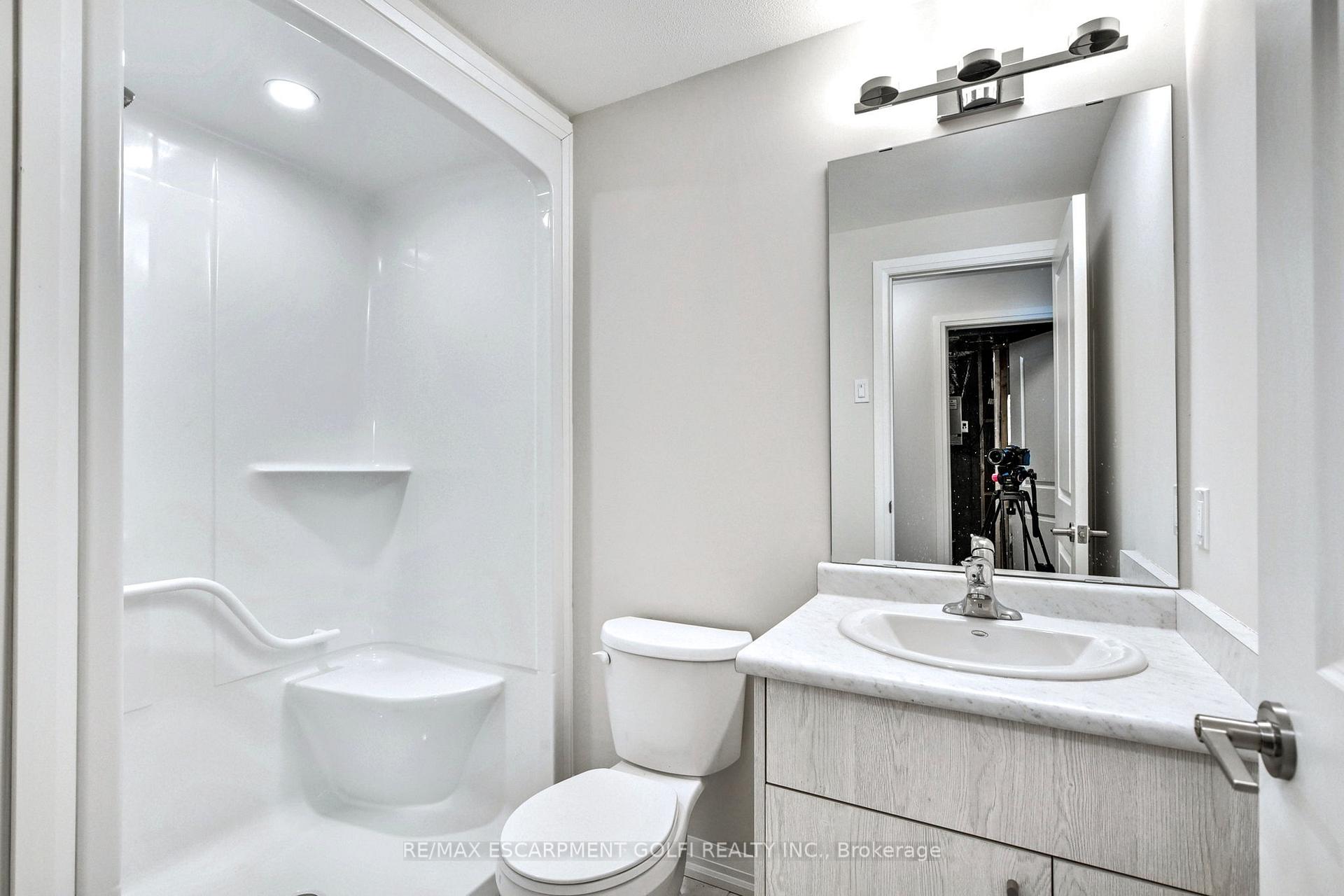 Photo 37 of 7300 Marvel Drive, Niagara Falls, Brown — HOMEH