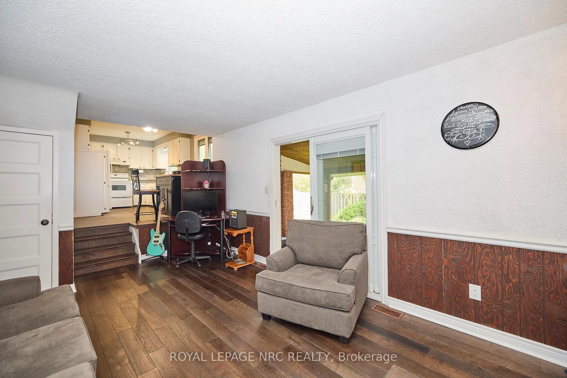 Photo 21 of 6968 Brian Crescent, Niagara Falls, Casey — HOMEH