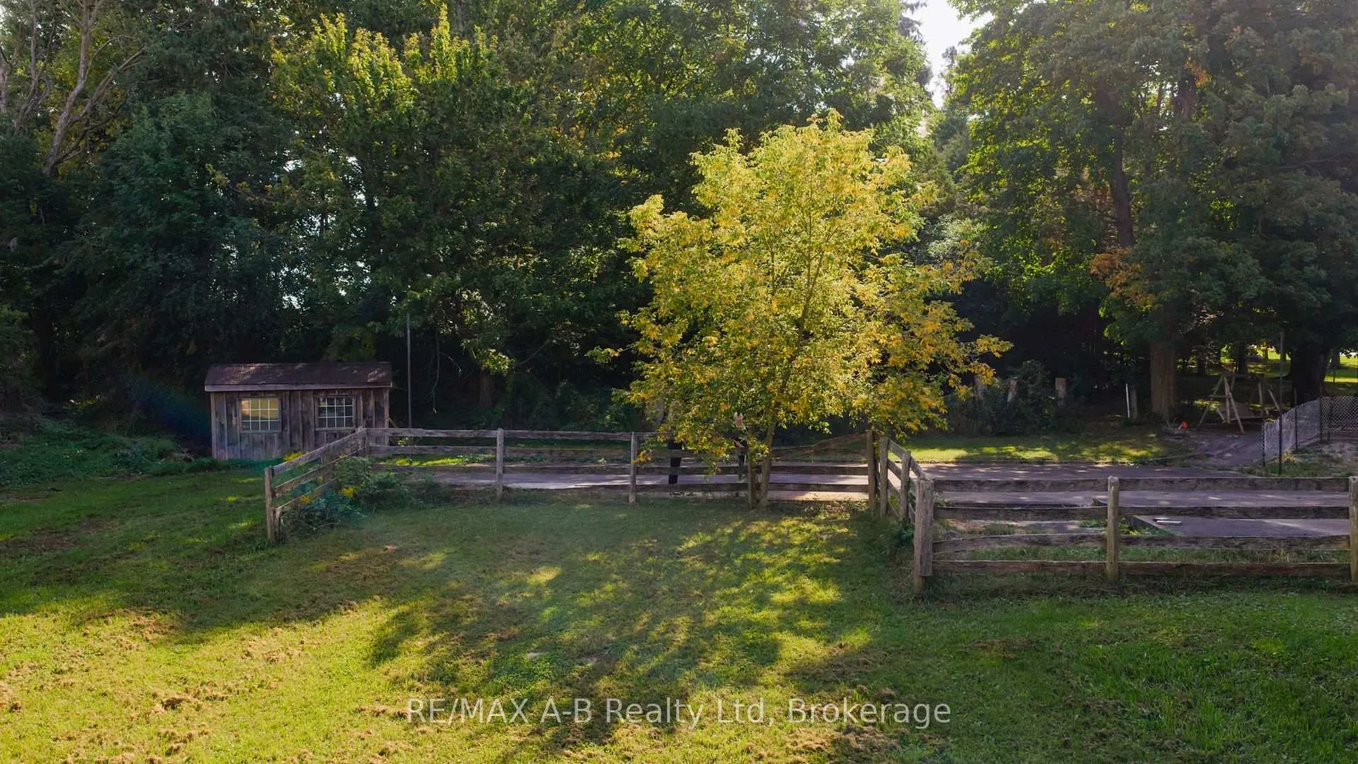 Photo 26 of 4740 16 Line, Perth South, Downie — HOMEH