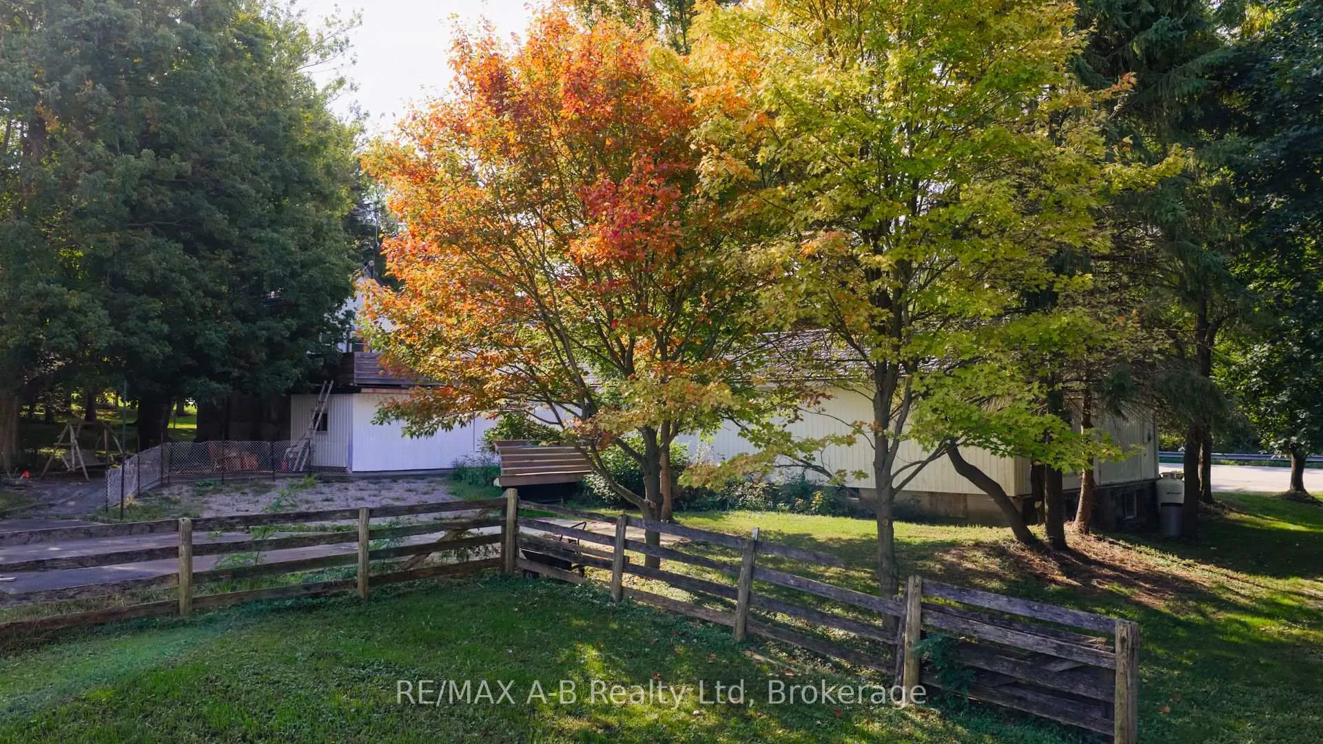 Photo 27 of 4740 16 Line, Perth South, Downie — HOMEH
