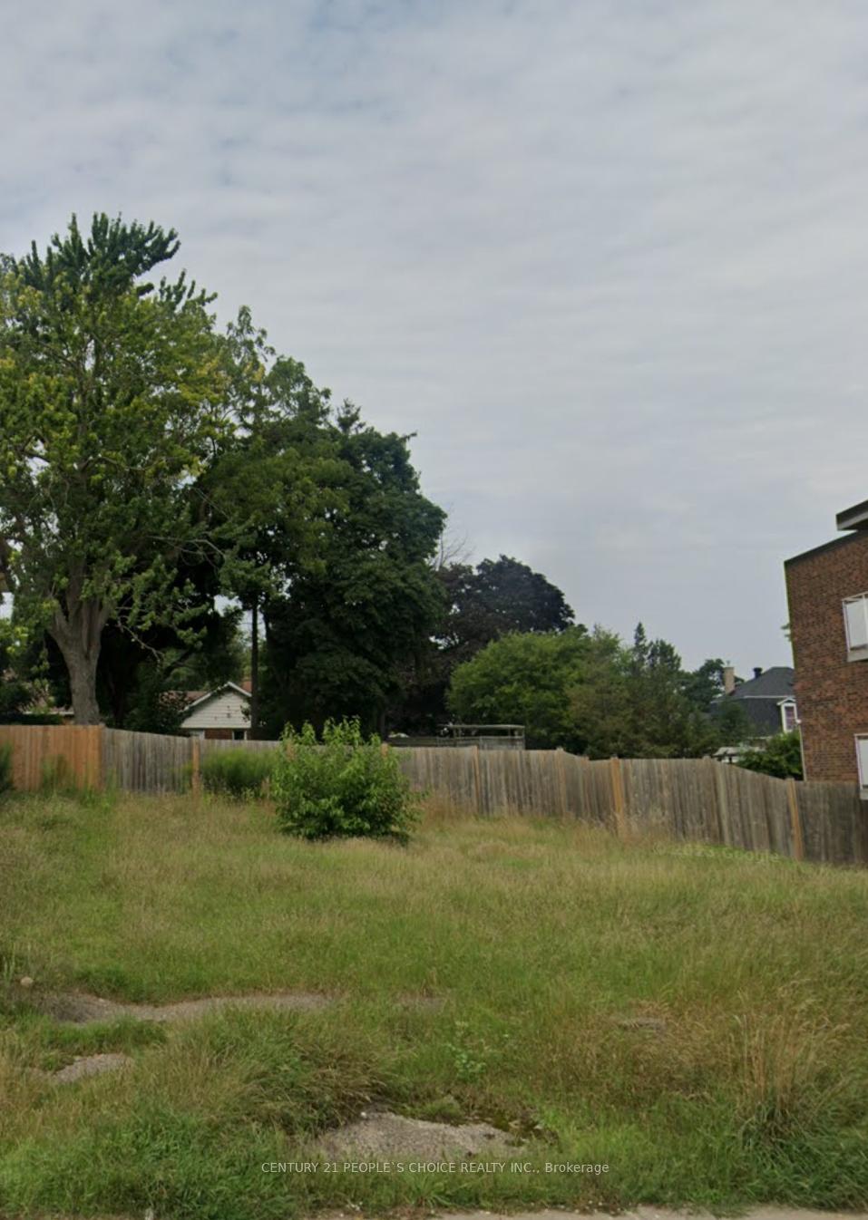 Photo 2 of 5763 Main Street, Niagara Falls, Hospital — HOMEH