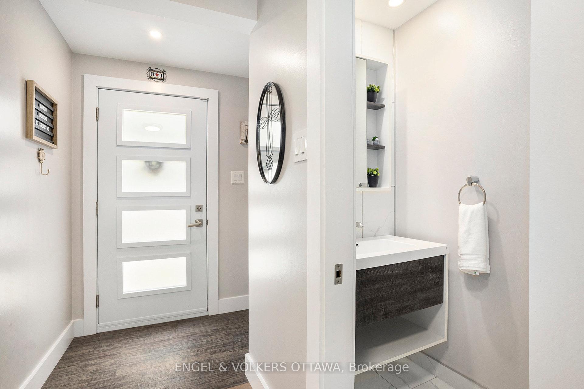 Photo 3 of 430 Duvernay Drive, Ottawa, Queenswood Heights South — HOMEH
