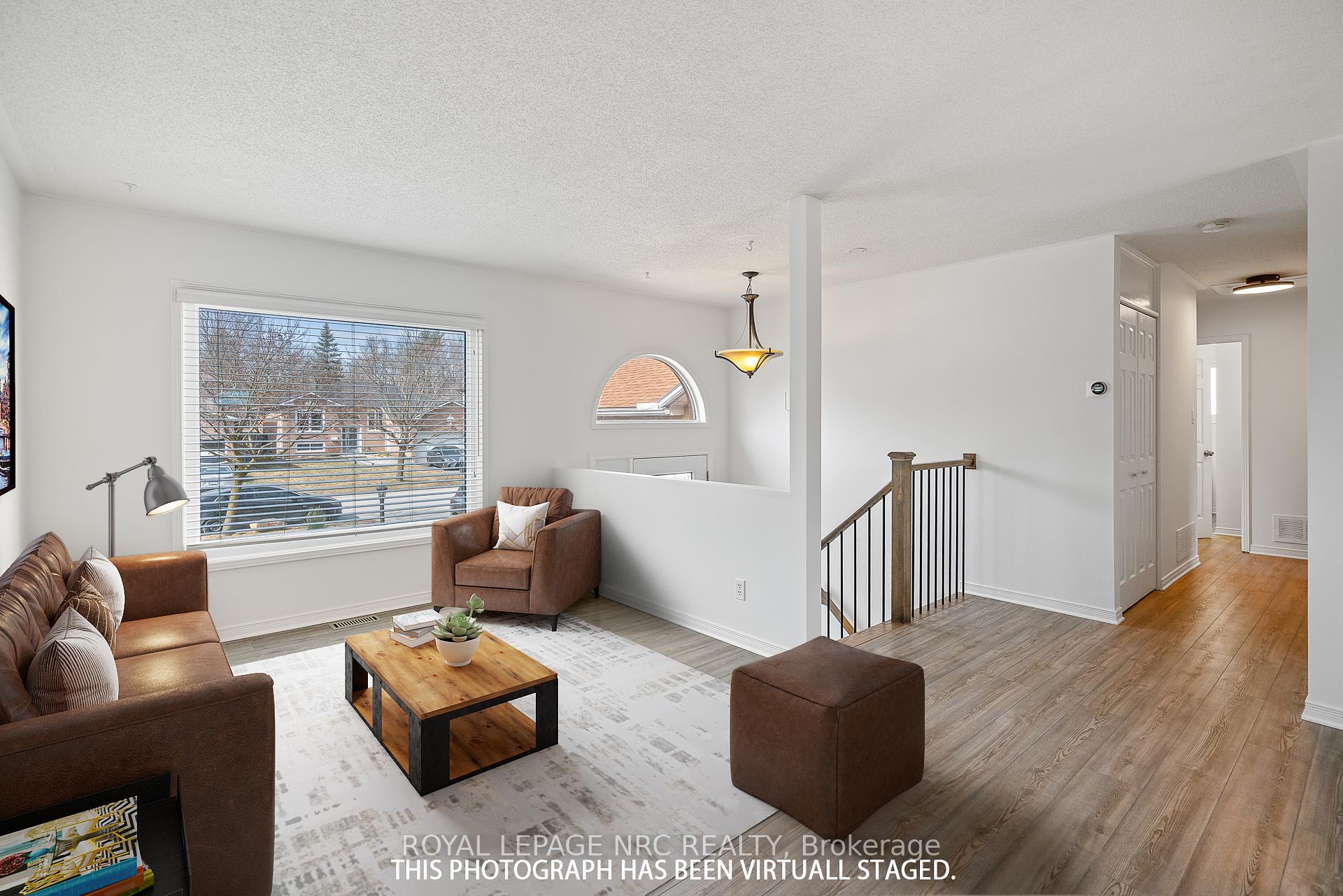 Photo 15 of 4 Woodside Square, Pelham, Fonthill — HOMEH