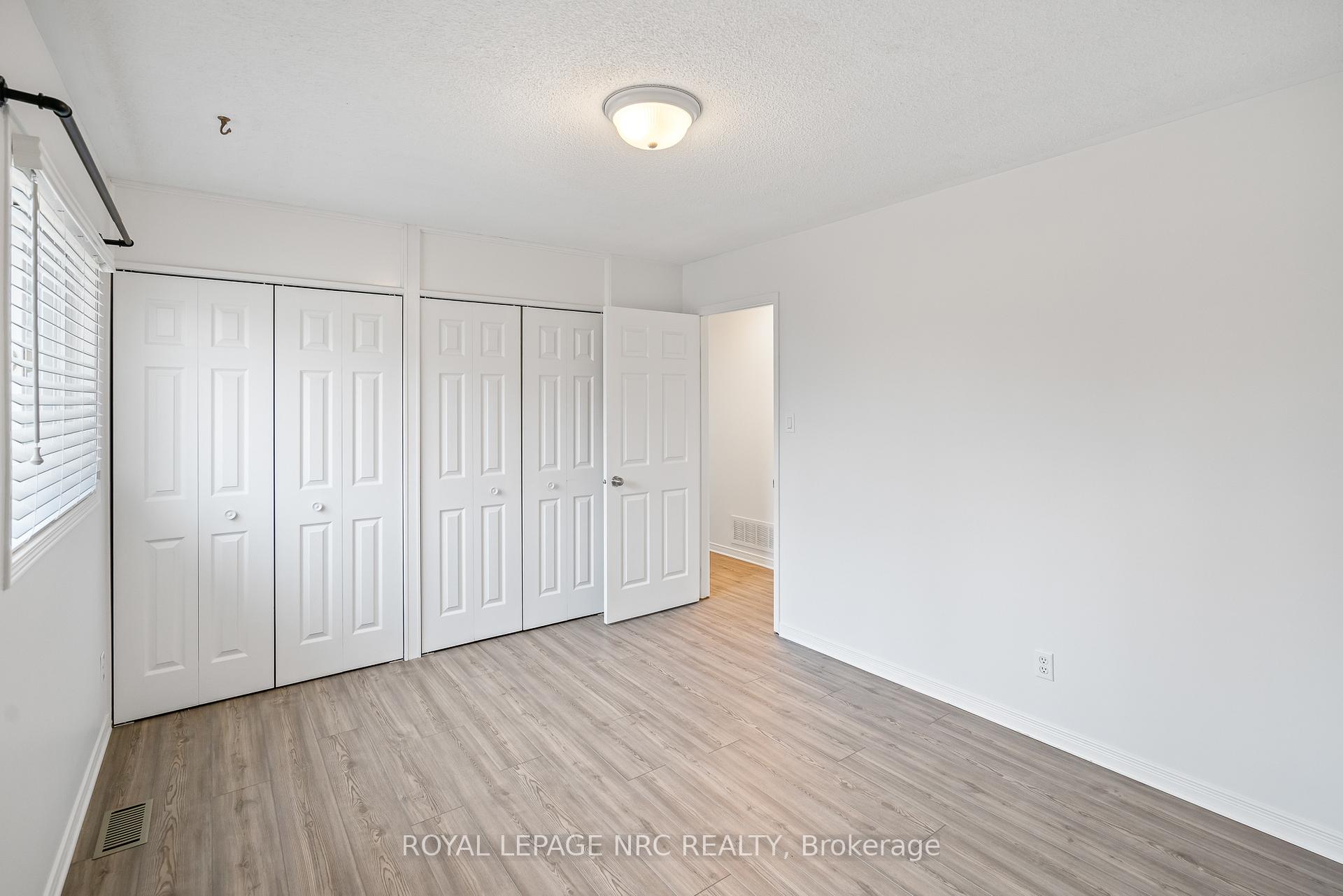 Photo 25 of 4 Woodside Square, Pelham, Fonthill — HOMEH