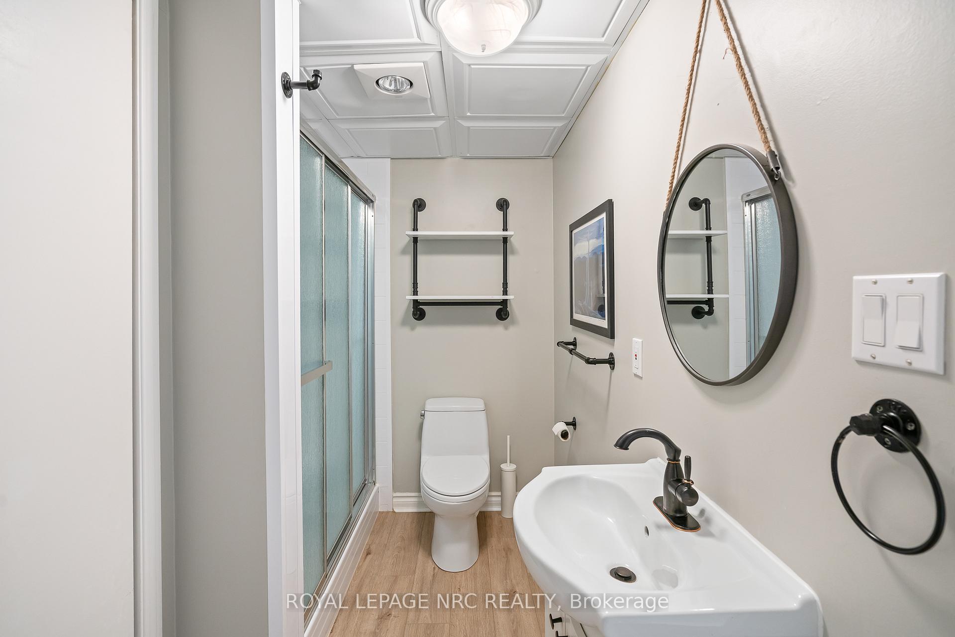 Photo 37 of 4 Woodside Square, Pelham, Fonthill — HOMEH
